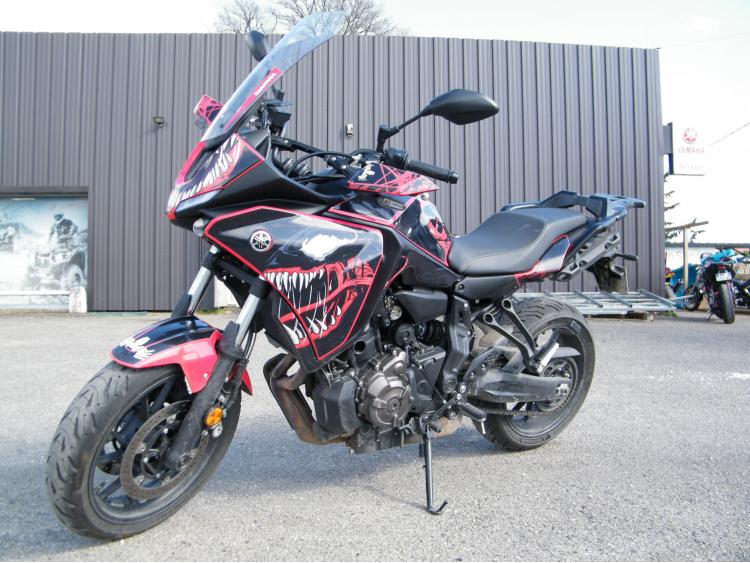 YAMAHA TRACER 7