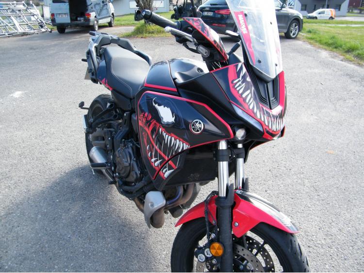 YAMAHA TRACER 7