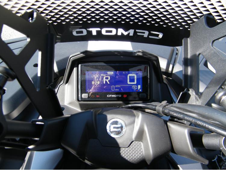 CF MOTO cforce 625 overland