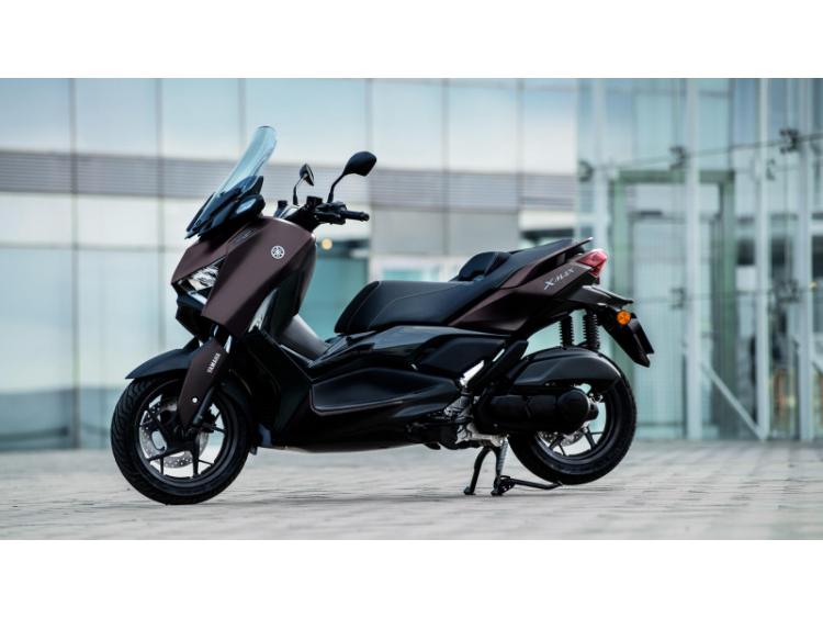 YAMAHA XMAX 125 TECH MAX (24)