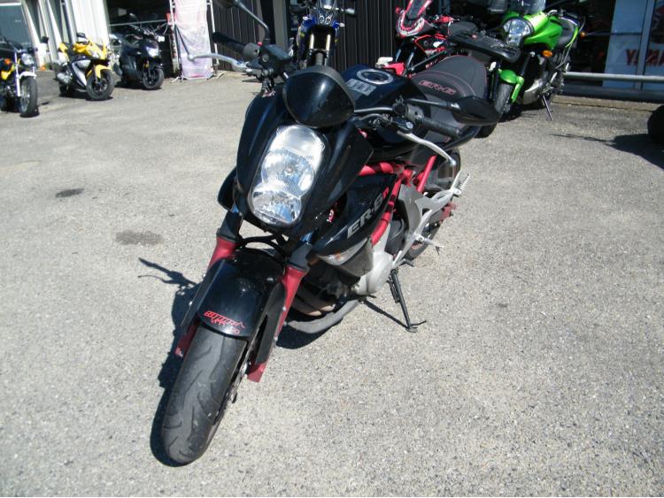 KAWASAKI ER-6