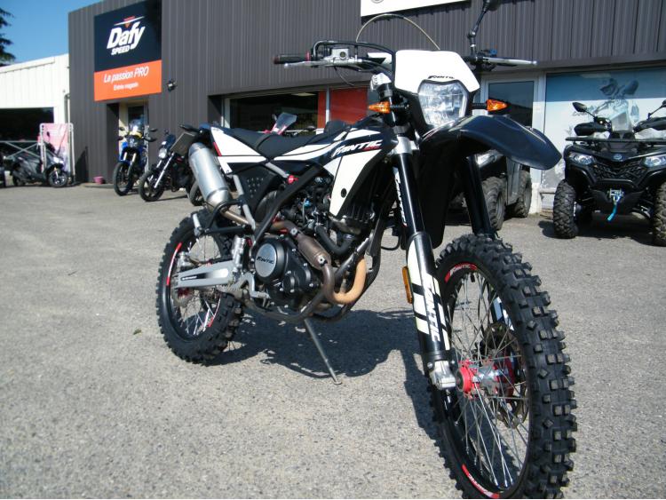 FANTIC XEF 125 PERFORMANCE