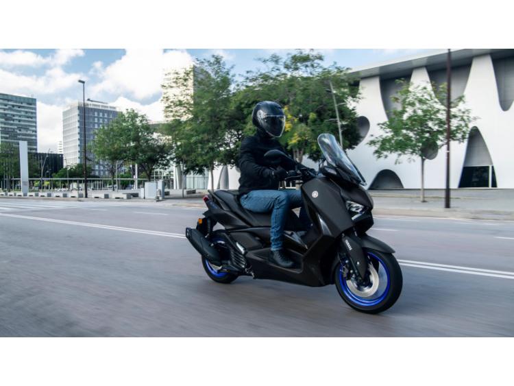 YAMAHA XMAX 125 (24)