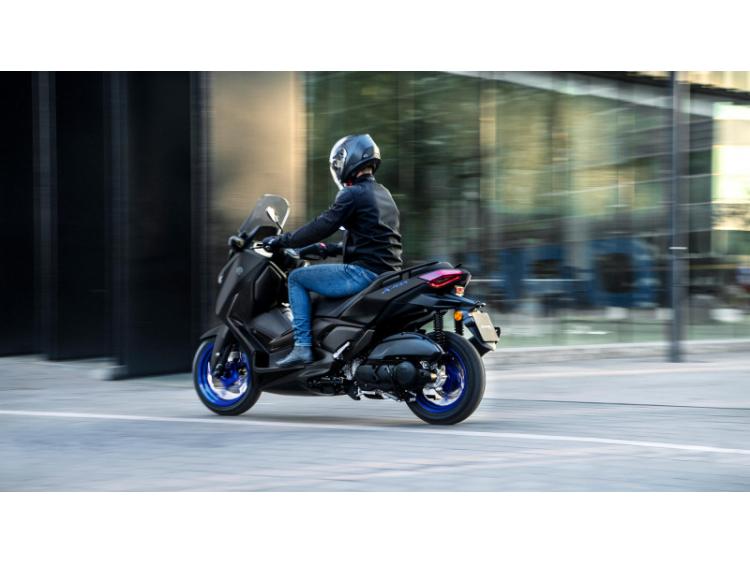 YAMAHA XMAX 125 (24)
