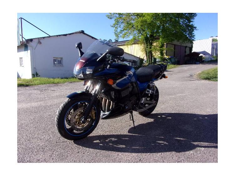 KAWASAKI ZRX